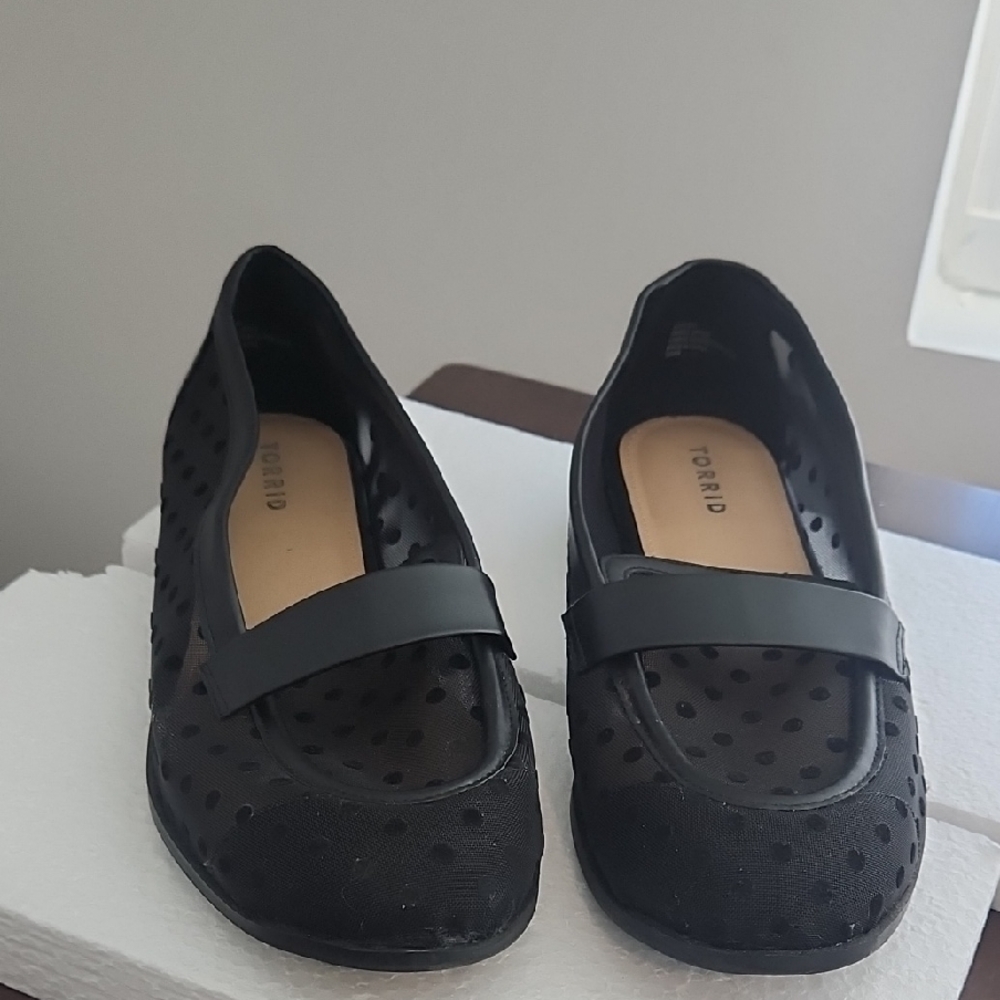 Torrid Black Polka Dot Mesh Flats